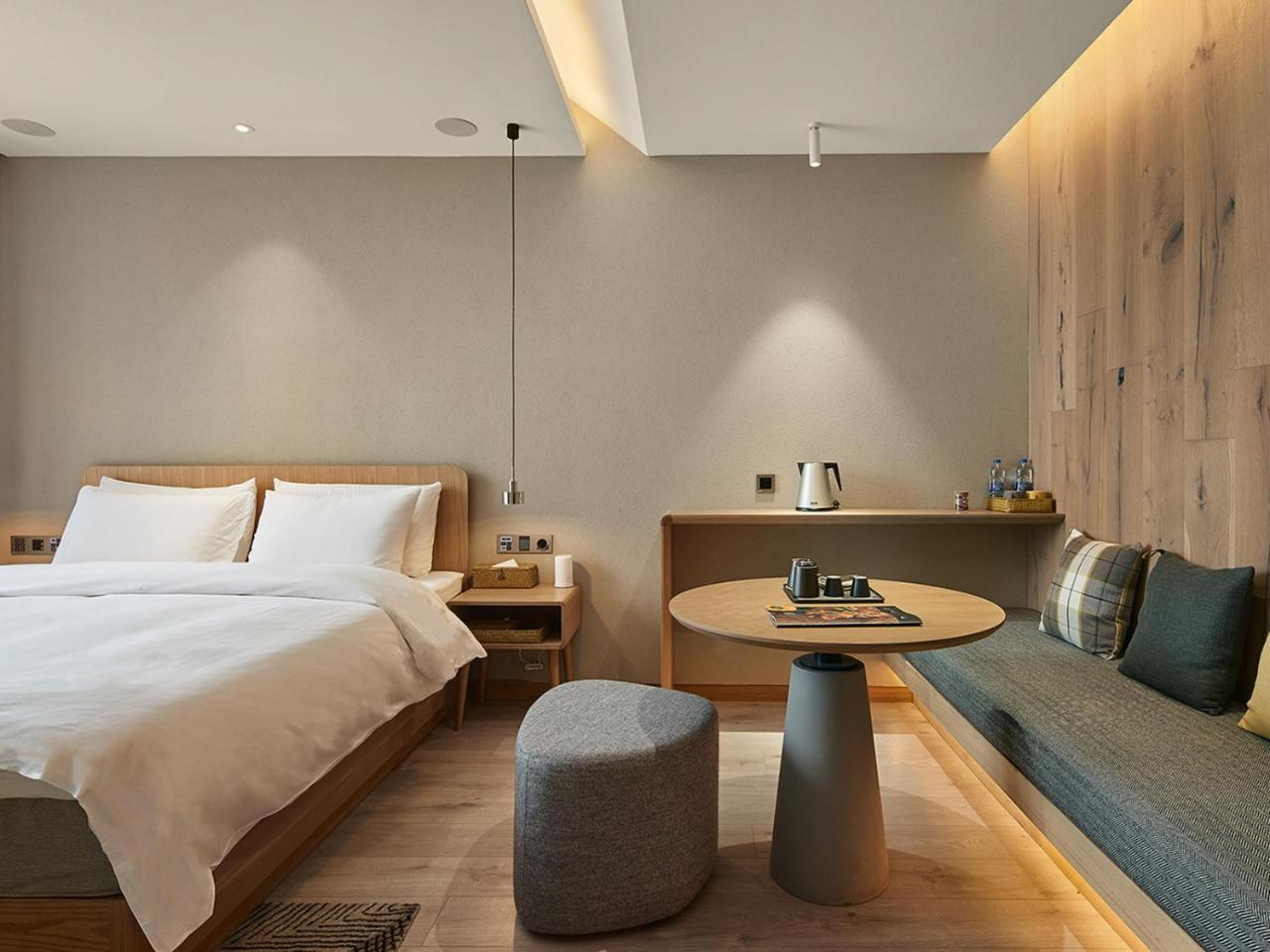 Ebo Hotel Hangzhou Wulin - 5 Mins Drive To The West Lake Zewnętrze zdjęcie