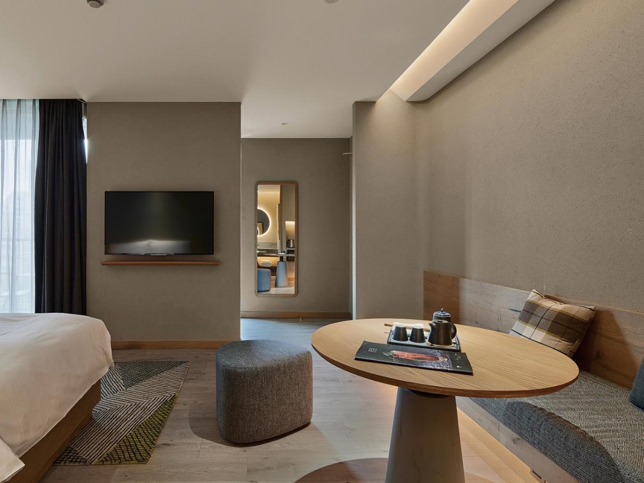 Ebo Hotel Hangzhou Wulin - 5 Mins Drive To The West Lake Zewnętrze zdjęcie