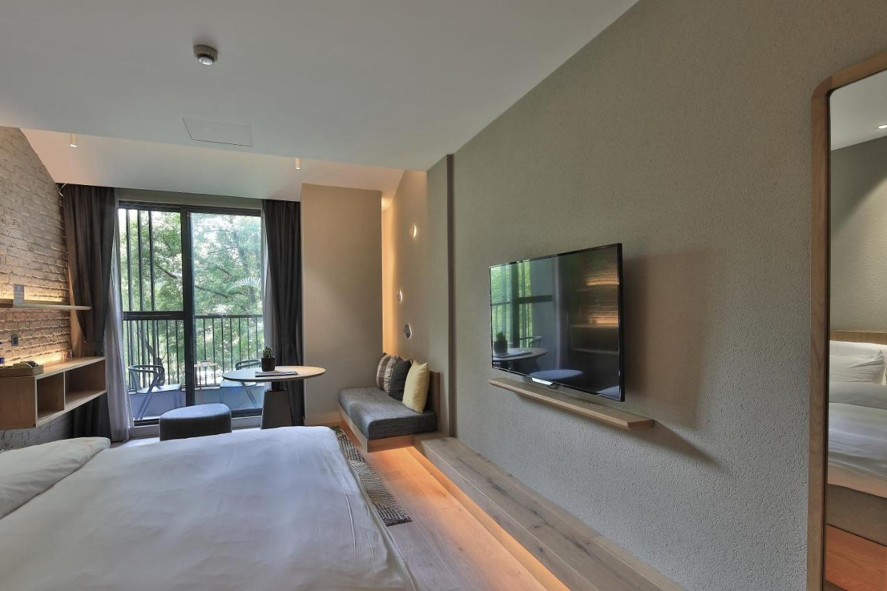Ebo Hotel Hangzhou Wulin - 5 Mins Drive To The West Lake Zewnętrze zdjęcie