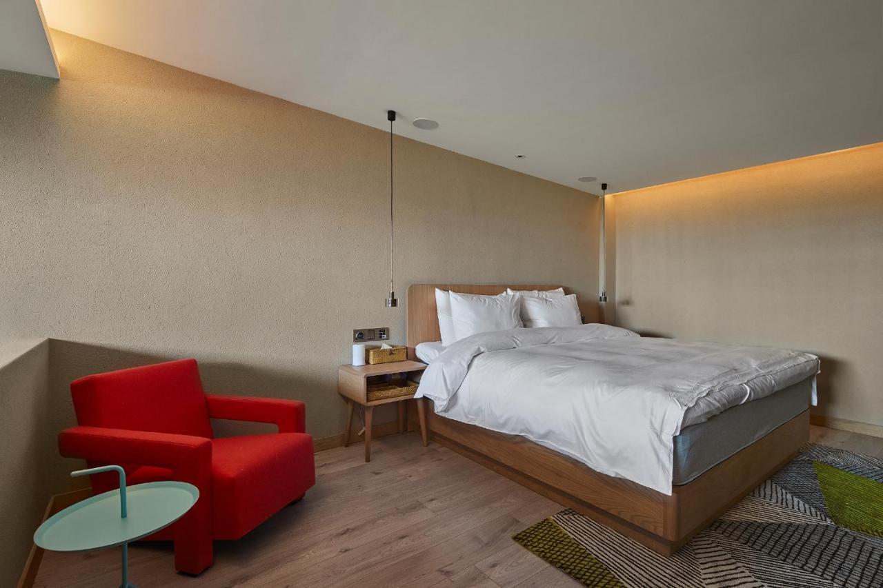 Ebo Hotel Hangzhou Wulin - 5 Mins Drive To The West Lake Zewnętrze zdjęcie